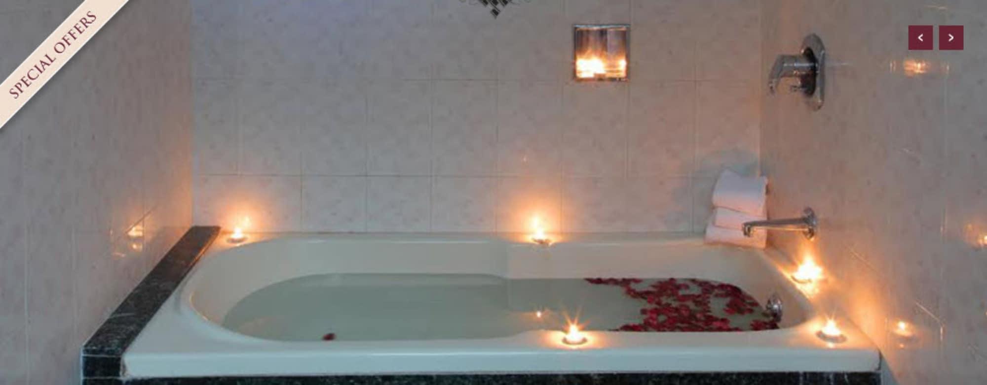 Hiltop Hotel Mumbai Bagian luar foto
